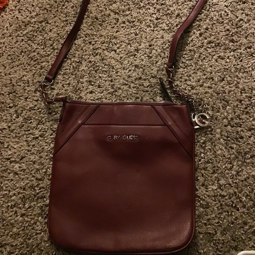 Guess side purse